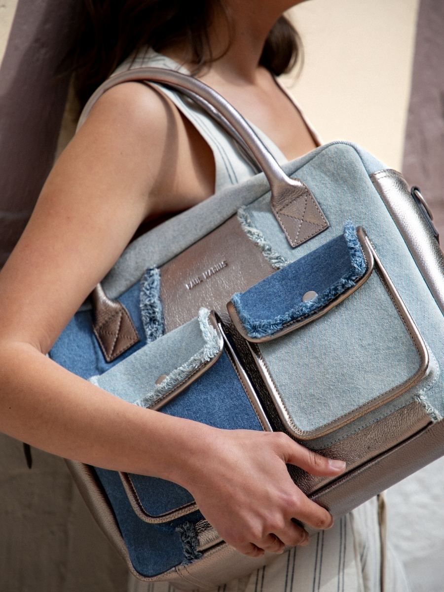 photo-vue-zoom-matiere-sac-epaule-cuir-jean-argente-femme-ledandy-denim-acier-paul-marius-w04-gm-denim