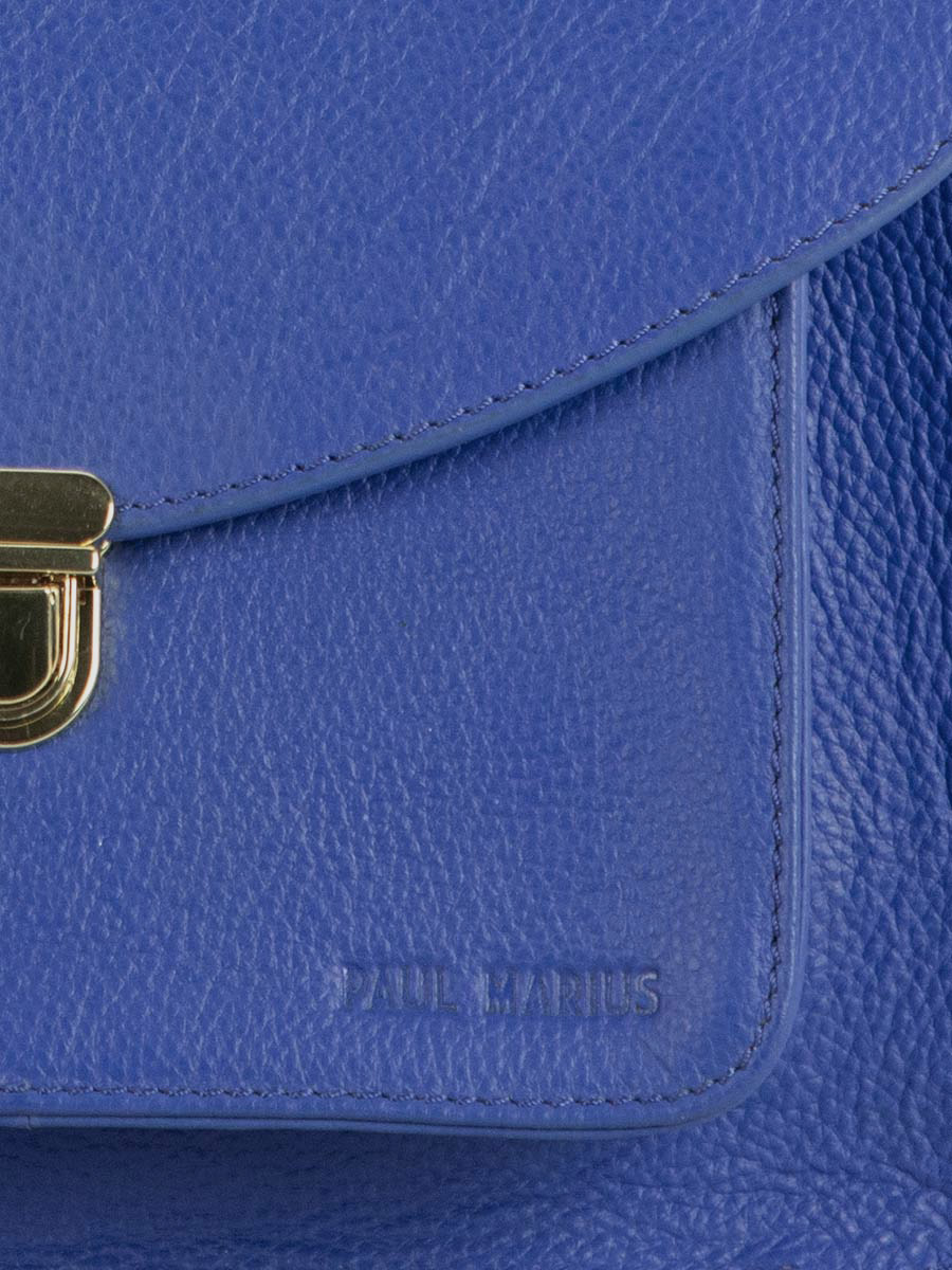 photo-vue-zoom-matiere-sac-main-cuir-bleu-mademoiselle-george-azur-bleu-roi-paul-marius-w05-az-blu